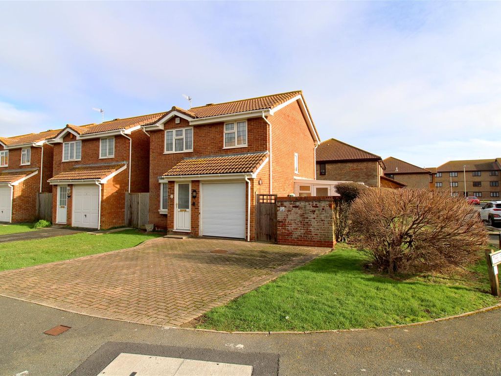 3 bed detached house for sale in Ringmer Road, Seaford BN25, £425,000