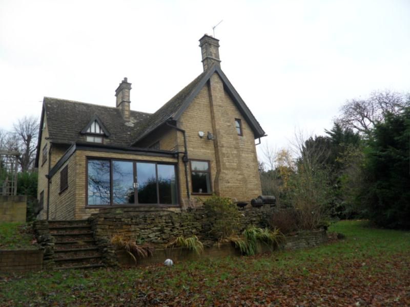 3 bed detached house to rent in Thorpe Road, Peterborough PE3, £1,500