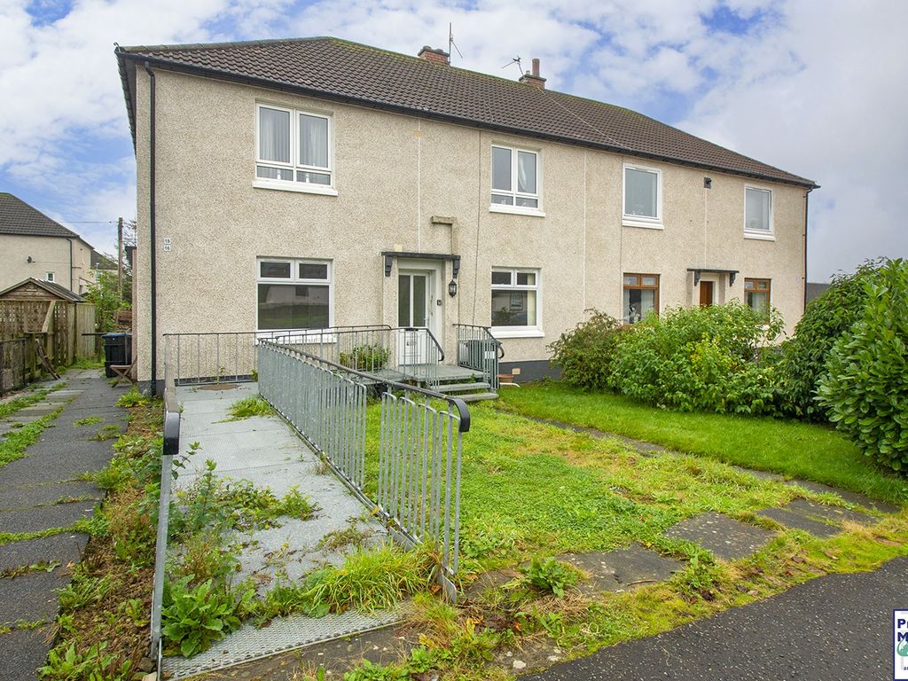 2 bed flat for sale in Beechwood Road, Mauchline KA5, £32,500 Zoopla