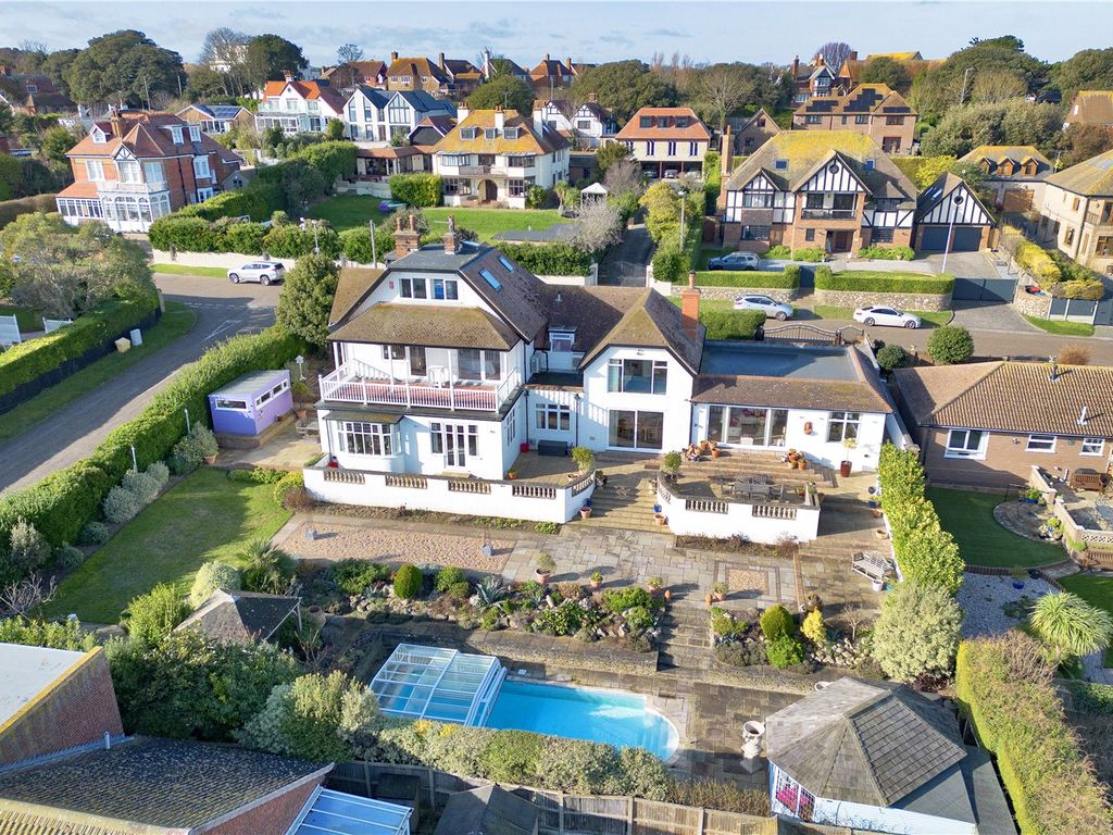 7 bed detached house for sale in North Foreland Avenue, Broadstairs