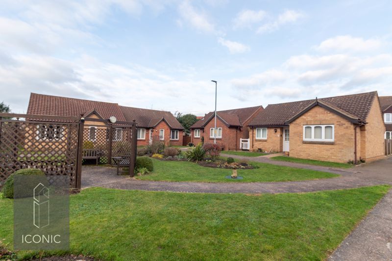 2 bed detached bungalow for sale in Merchant Way, Hellesdon, Norwich