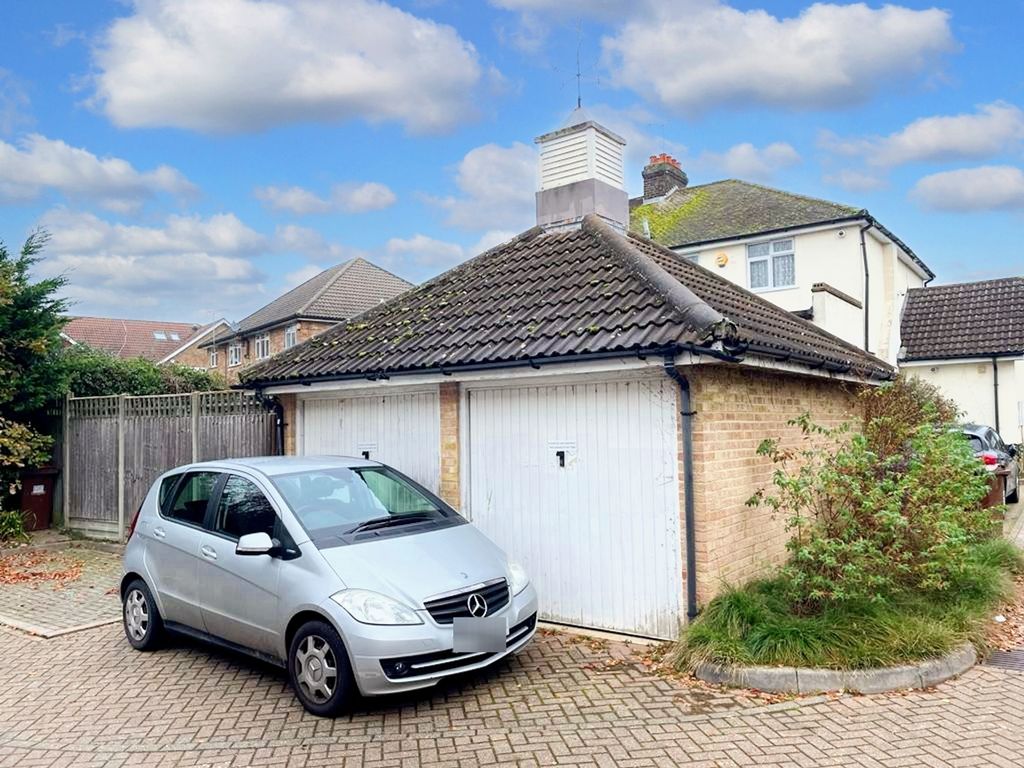 Property for sale in Woodpecker Close, Harrow Weald, Harrow HA3, £27,500 Zoopla