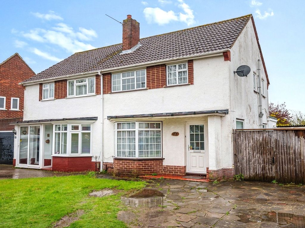 3 bed semidetached house for sale in Leamington Avenue, Orpington BR6