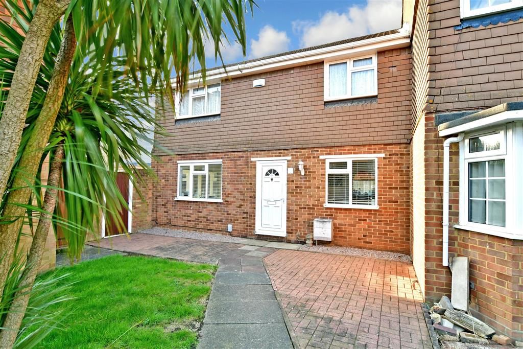 3 bed end terrace house for sale in bristol close, strood, rochester, kent me2