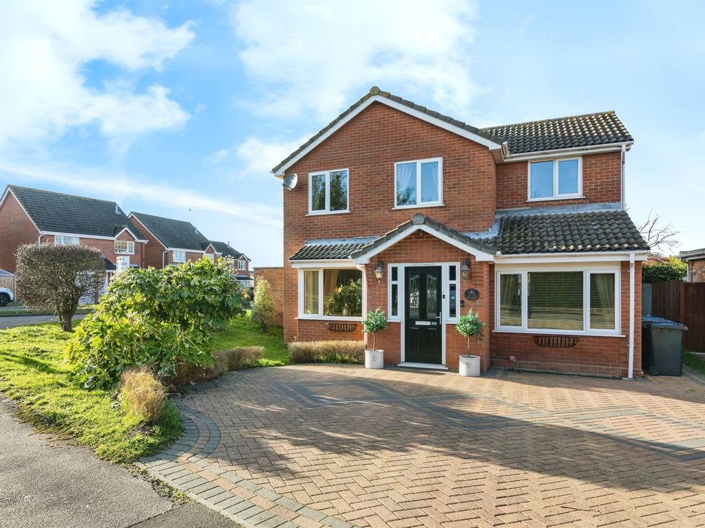 5 bed detached house for sale in Ryedale, Carlton Colville, Lowestoft