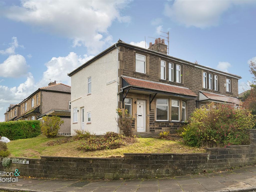 3 bed semidetached house to rent in Rosewood Avenue, Burnley BB11 Zoopla