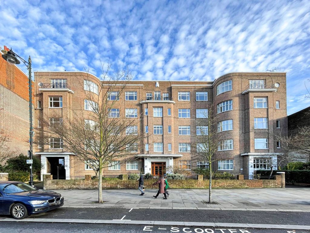 1 bed flat to rent in Trinity Close, Clapham Old Town, London SW4, £