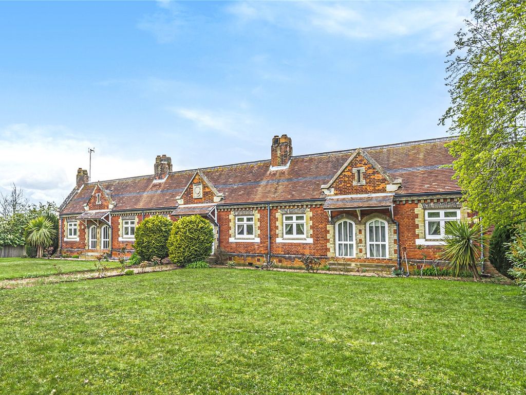5 bed detached house for sale in Almshouses, Summerhouse Lane, Aldenham