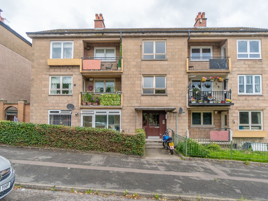 2 bed flat for sale in Govanhill Street, Glasgow G42, £91,000 Zoopla