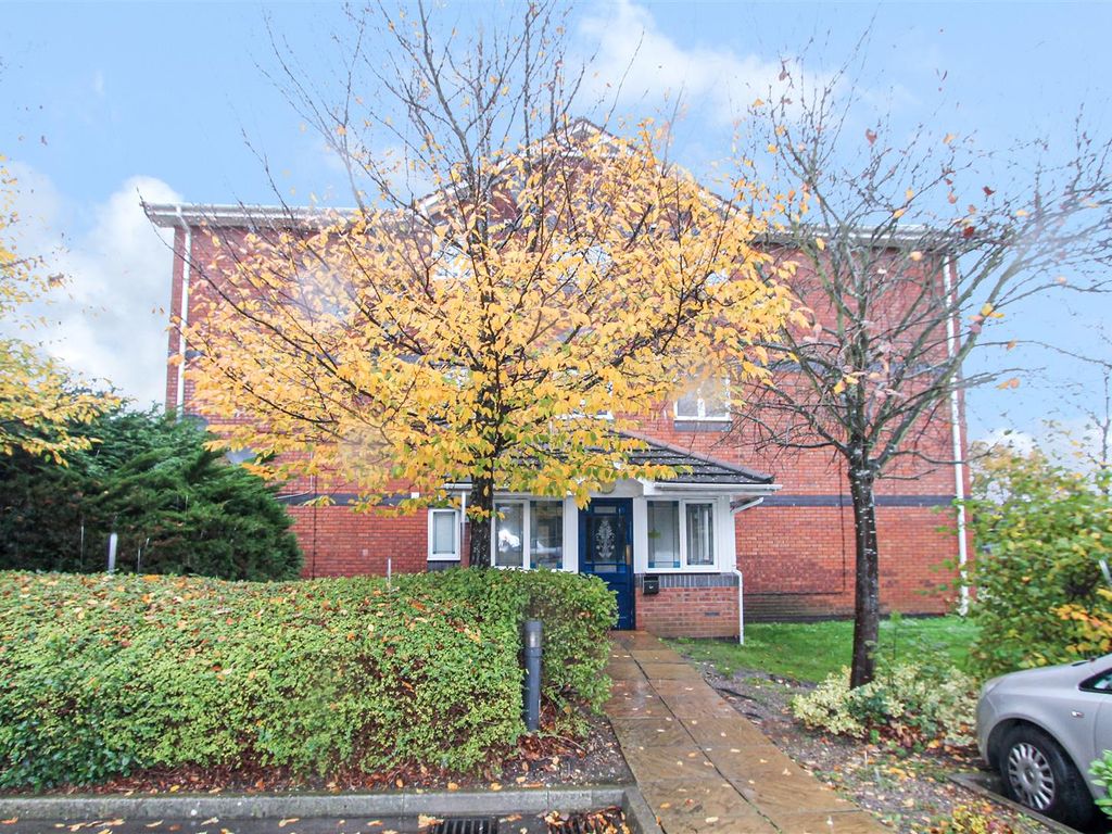 2 bed flat for sale in Endymion Mews, Hatfield AL10 Zoopla