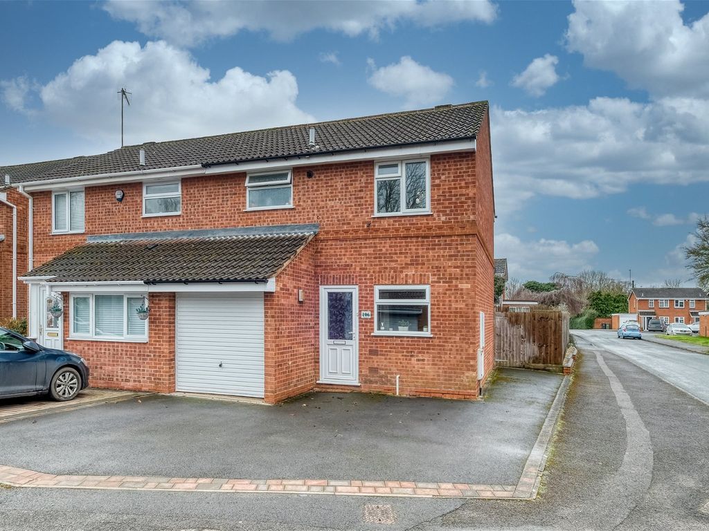 3 bed semidetached house for sale in Abbotswood Close, Winyates Green