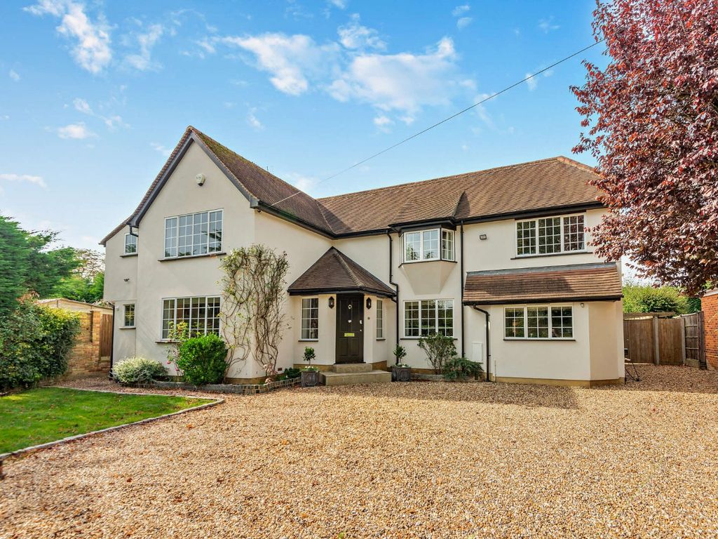 5 bed detached house for sale in River Gardens, Bray, Maidenhead SL6, £