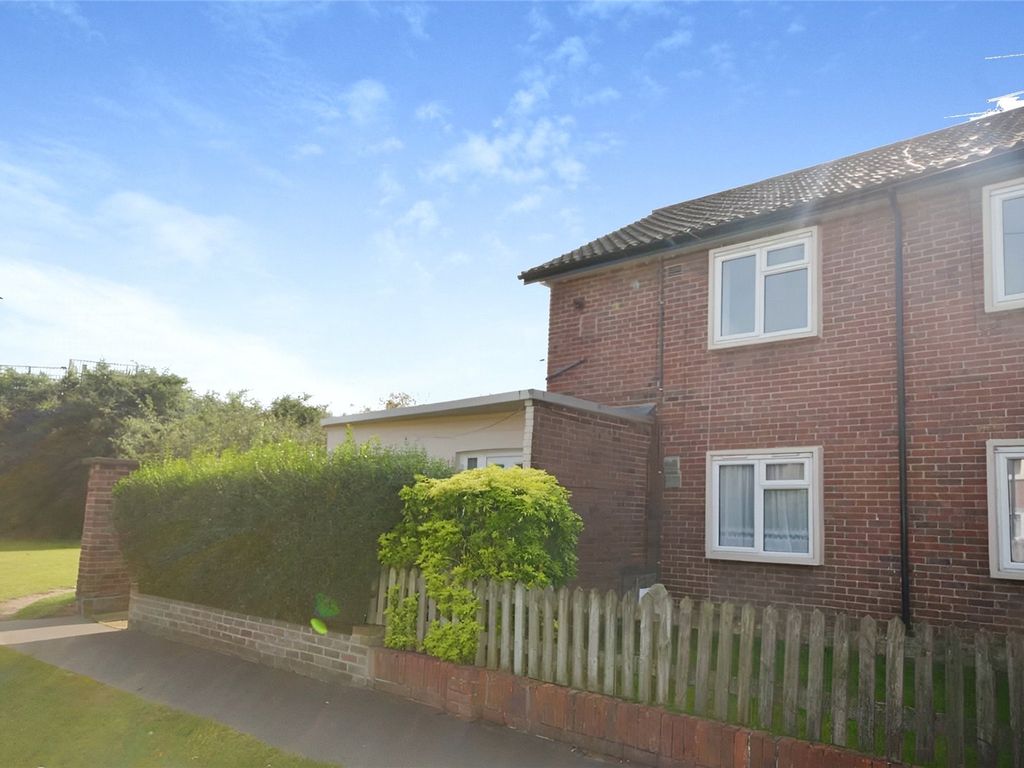 2 bed to rent in A 148 Saxon Avenue, Feltham, Middlesex TW13