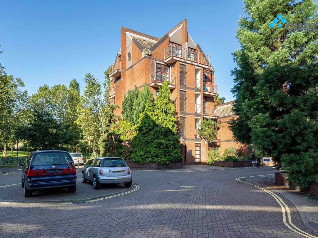 2 bed flat for sale in Mayflower Street, London SE16 Zoopla