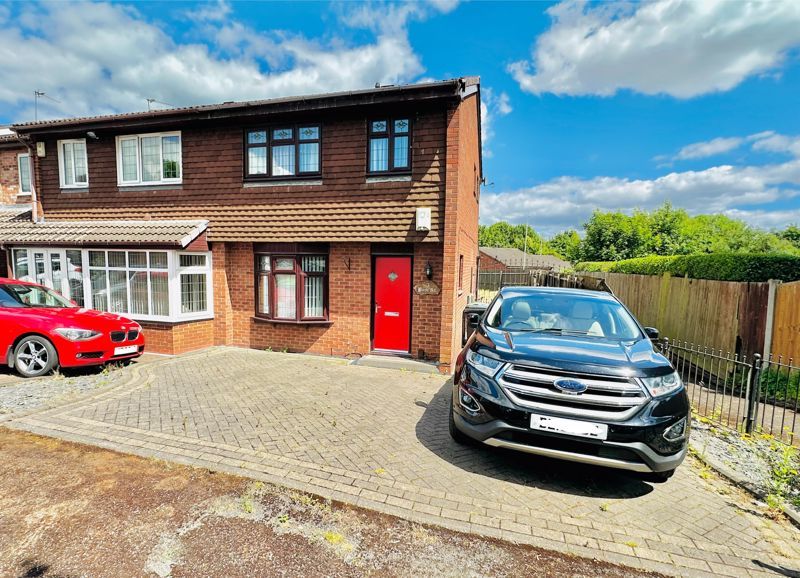 3 bed semidetached house for sale in Bank Street, Coseley, Bilston