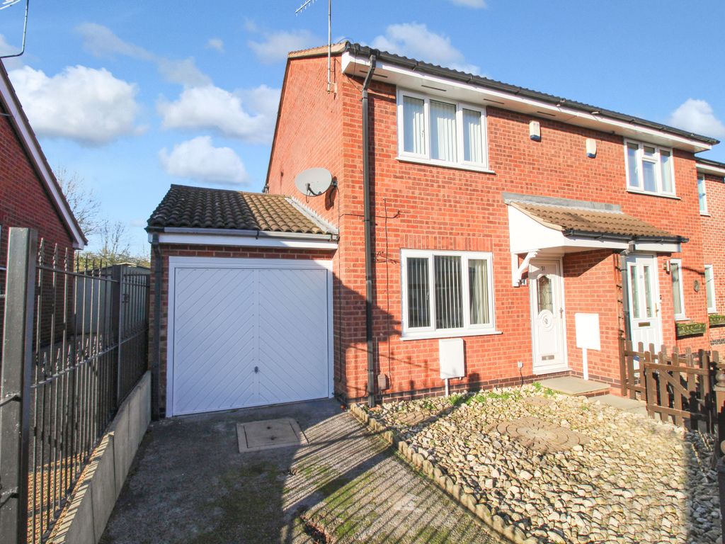 2 bed semidetached house for sale in Meadow Rise, Nottingham NG6 Zoopla