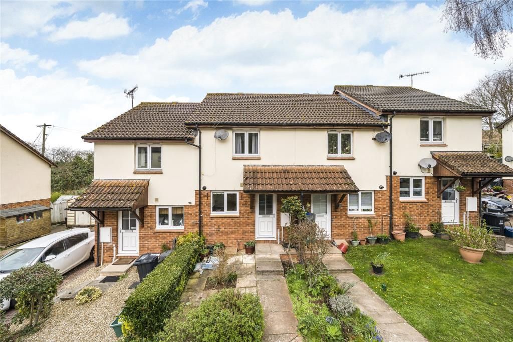 2 bed terraced house for sale in Queen Elizabeth Drive, Crediton, Devon