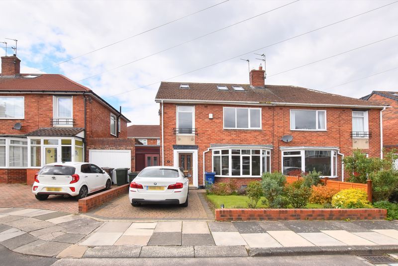 4 bed semidetached house for sale in Princes Avenue, Gosforth