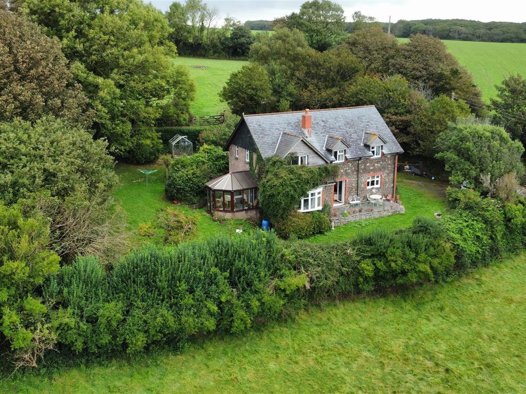 3 bed detached house for sale in Down Lane, Braunton EX33, £750,000 Zoopla