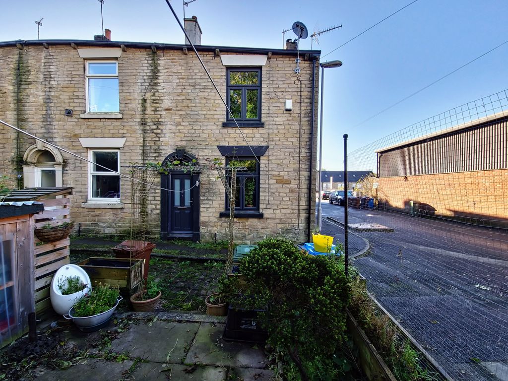 2 bed terraced house for sale in Railway View, Springhead, Saddleworth OL4, £179,950 Zoopla