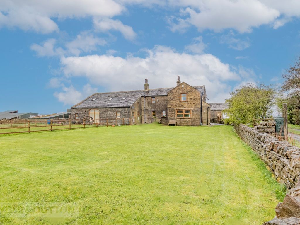 3 bed semidetached house for sale in Brighouse And Denholme Road