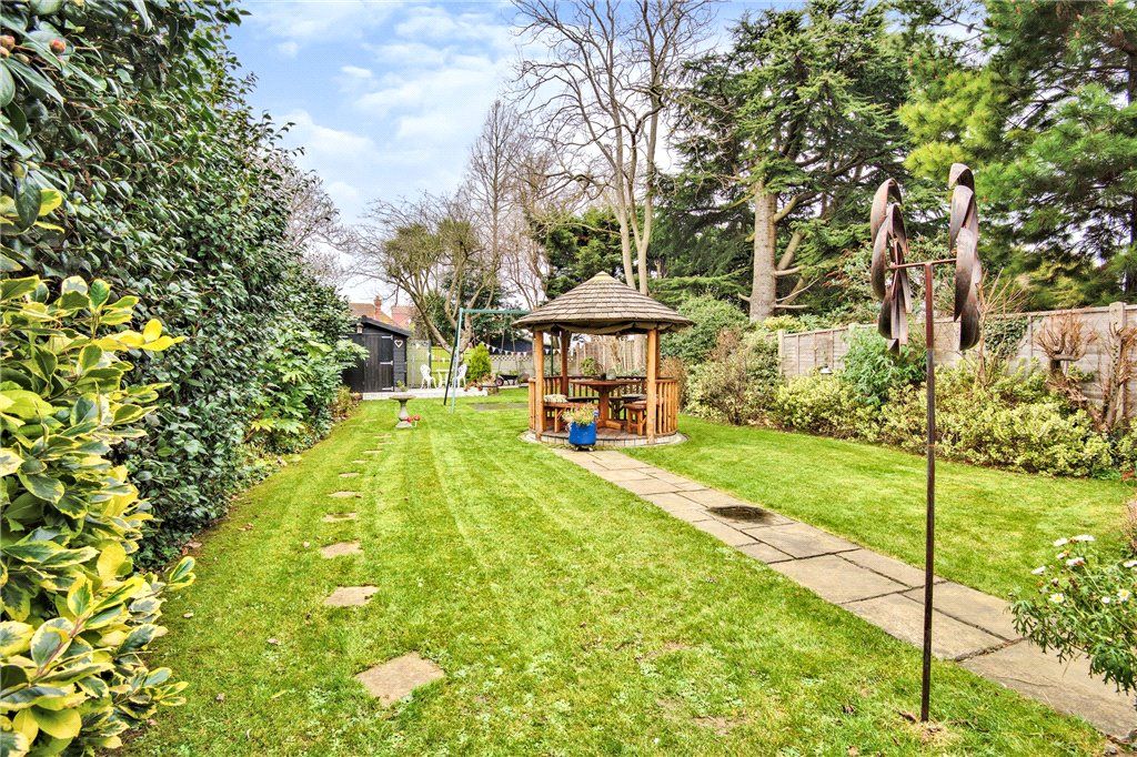 6 bed detached house for sale in Victoria Avenue, SouthendOnSea