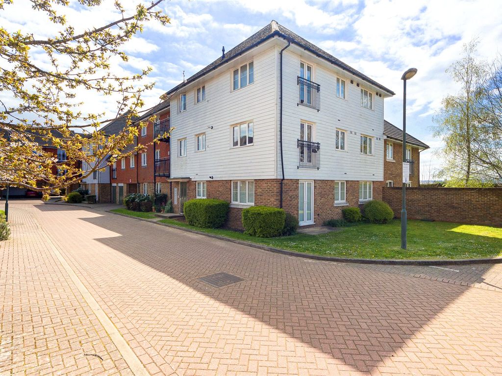 2 bed flat for sale in Albion Way, Edenbridge, Kent TN8 Zoopla
