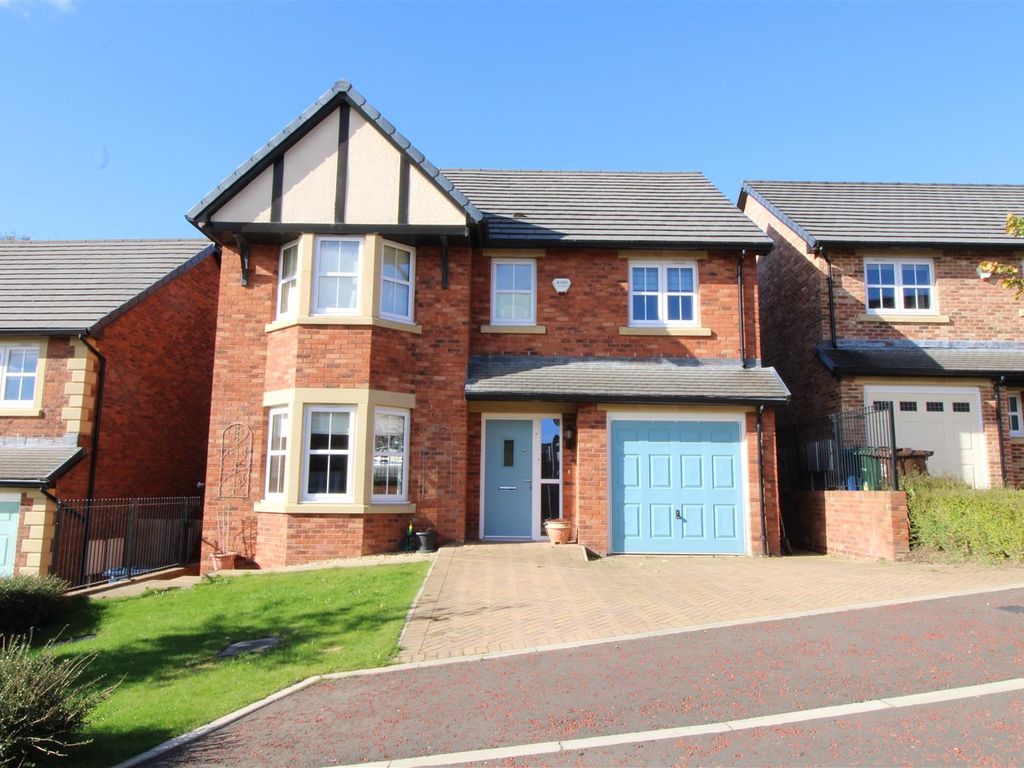 4 bed detached house for sale in Housesteads Mews, Throckley, Newcastle