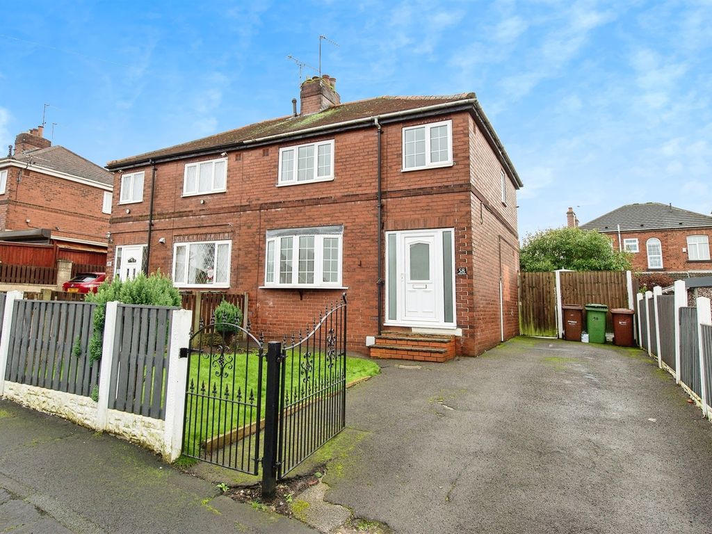 3 bed semidetached house for sale in Westbourne Crescent, Pontefract