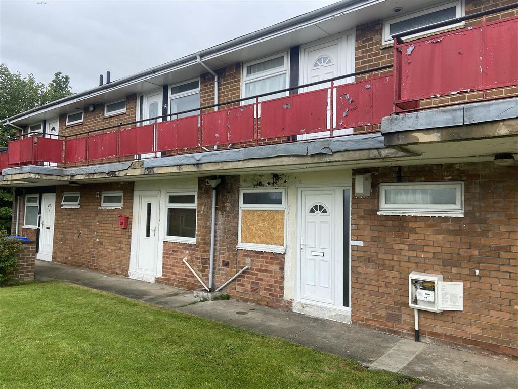 1 bed flat for sale in Kearsley Close, Seaton Delaval, Whitley Bay NE25, £18,000 Zoopla
