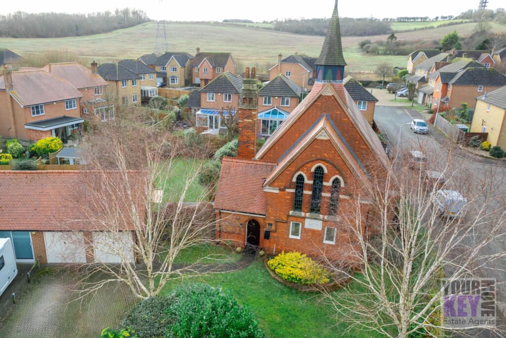 4 bed detached house for sale in St Mary's Drive, Etchinghill