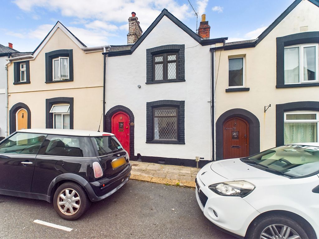 2 bed terraced house to rent in Shaftesbury Cottages, North Hill