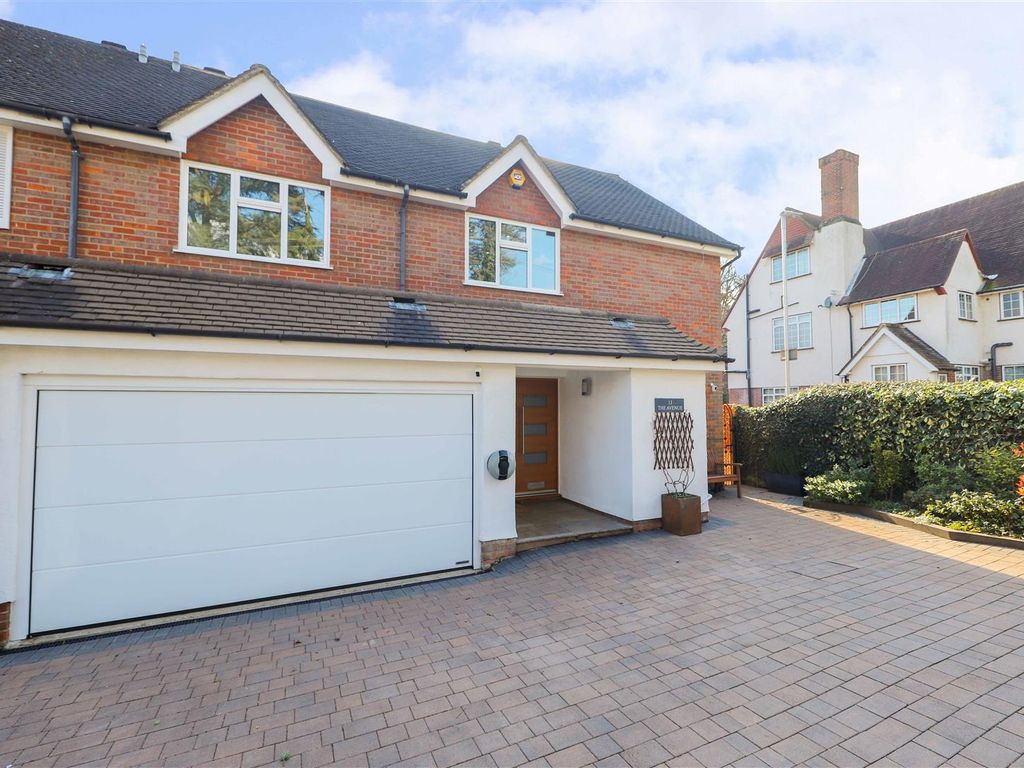 4 bed semidetached house for sale in The Avenue, Northwood HA6 Zoopla
