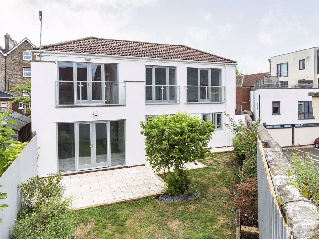 3 bed detached house for sale in Berkeley Road, Bristol BS7