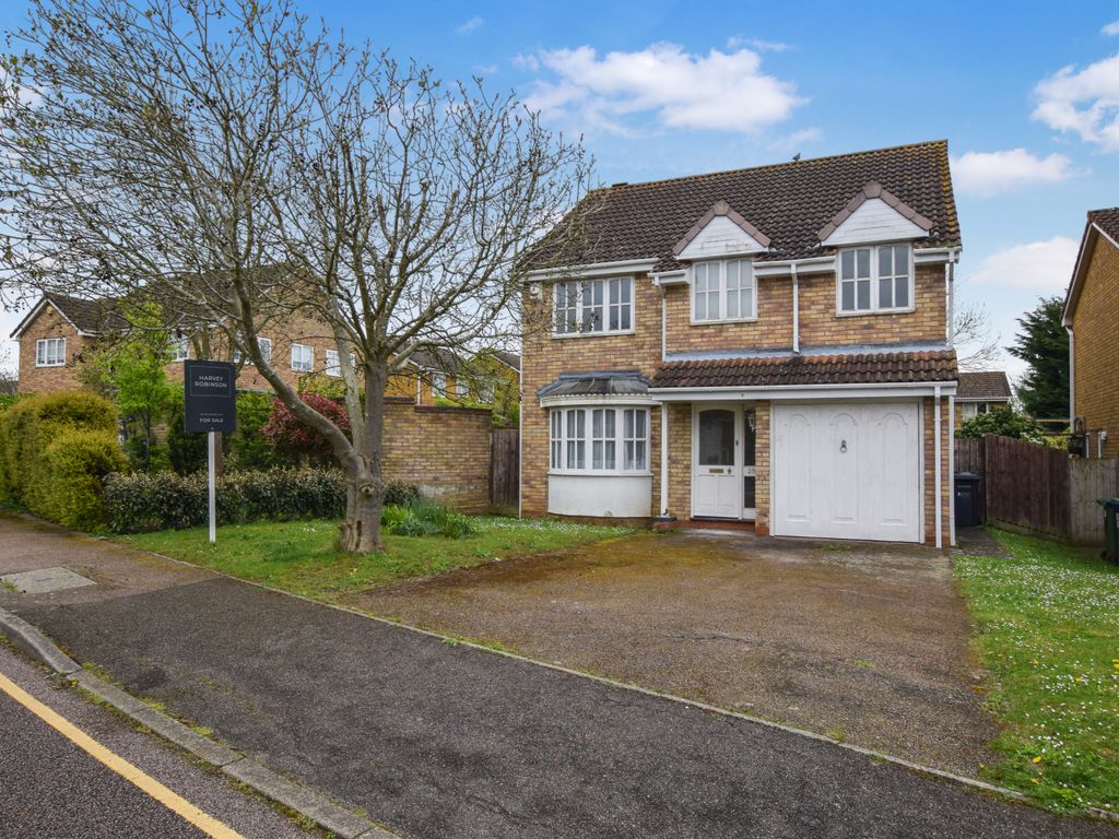 4 bed detached house for sale in Dartmoor Drive, Huntingdon PE29, £