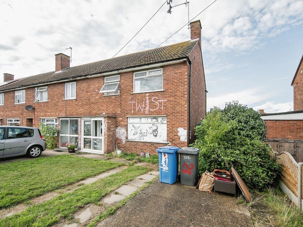 3 bed semidetached house for sale in Hawthorn Drive, Ipswich IP2, £