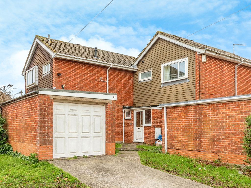 3 bed detached house for sale in Concorde Drive, Bristol, Somerset BS10