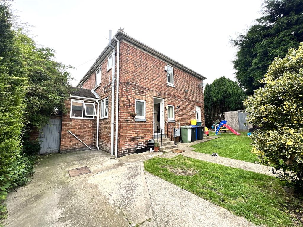 2 bed semidetached house for sale in Cavel Square, Easington Colliery