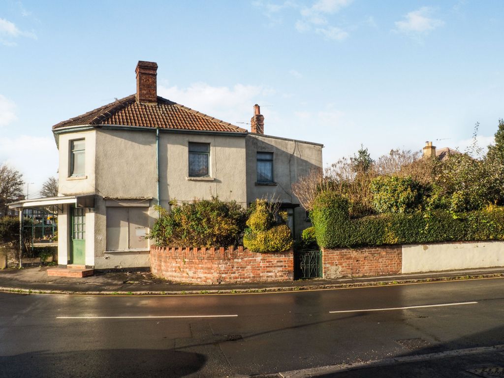 3 bed end terrace house for sale in Dores Road, Swindon SN2 Zoopla