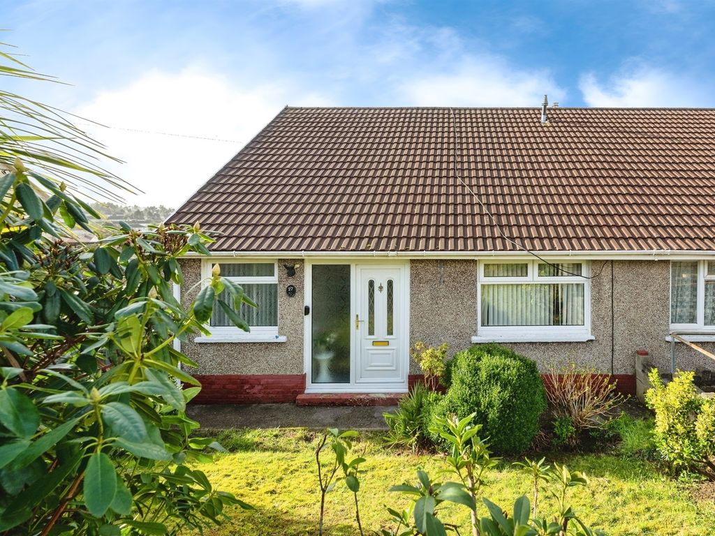 3 bed semidetached house for sale in Greenfield Crescent, Llansamlet
