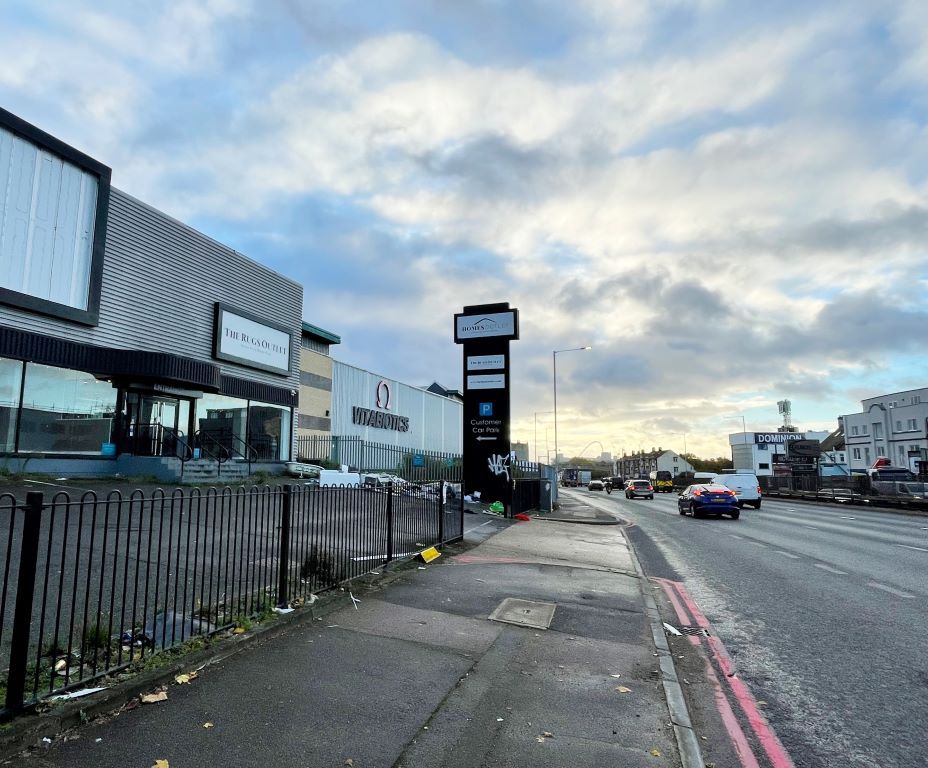 Land for sale in Land At 950 North Circular Road, Cricklewood, London NW2, £30,000 Zoopla