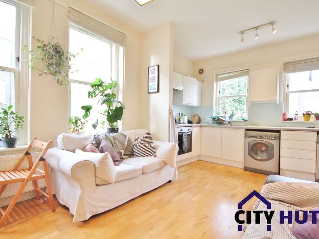 3 bed flat to rent in Cathcart Hill, London N19 Zoopla