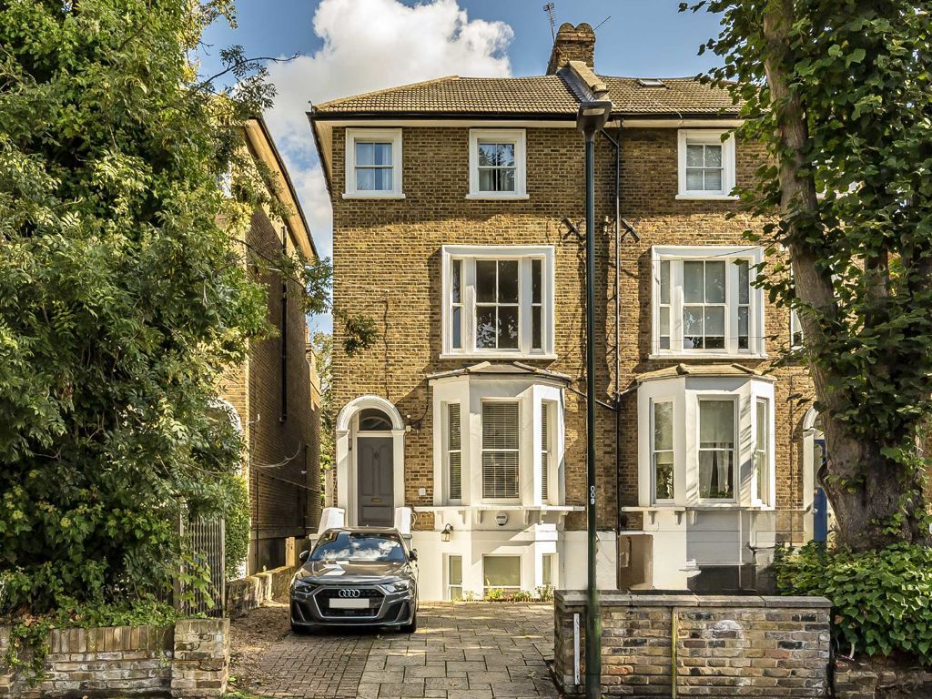 2 bed flat for sale in Queens Road, Twickenham TW1, £515,000 Zoopla