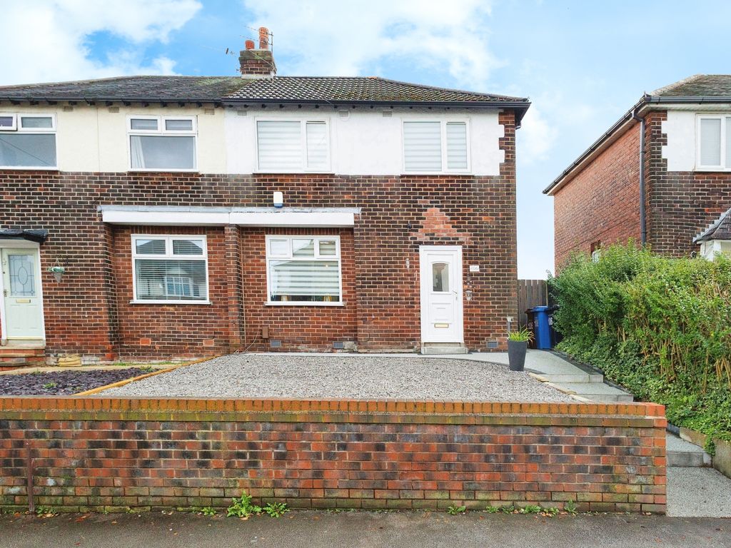 3 bed semidetached house for sale in The Broadway, Bredbury, Stockport