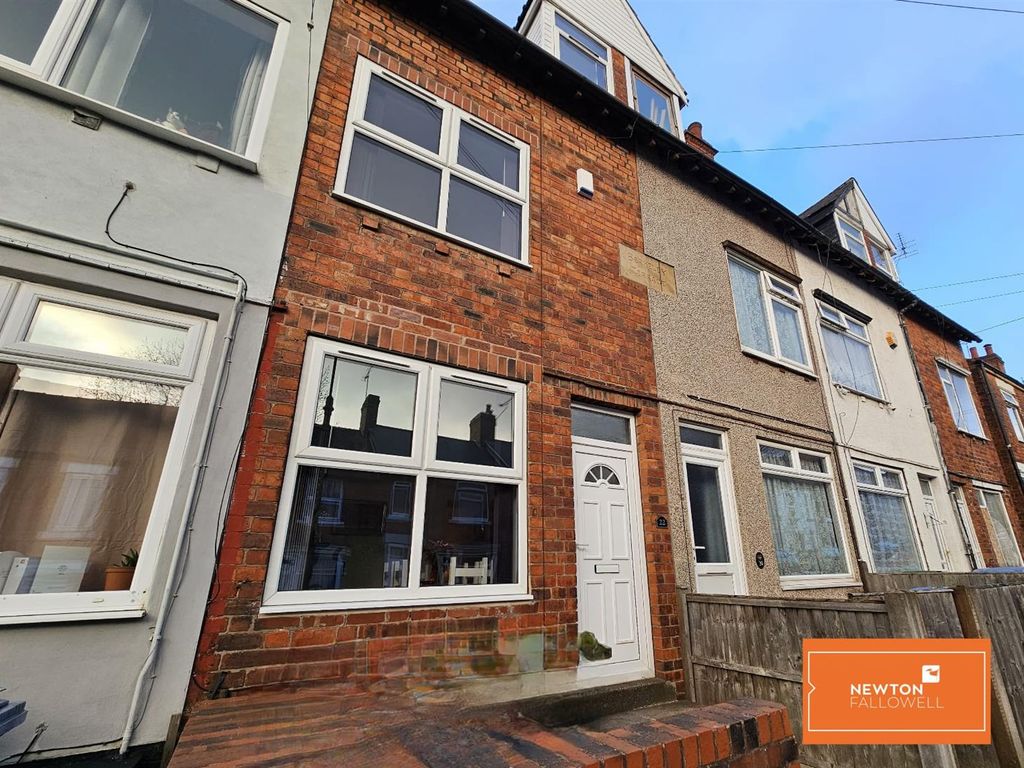 2 bed terraced house for sale in Carlton Street, Mansfield NG18 Zoopla