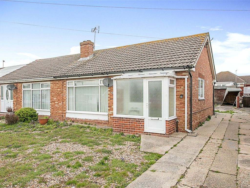2 bed bungalow for sale in Credon Drive, ClactonOnSea, Essex CO15