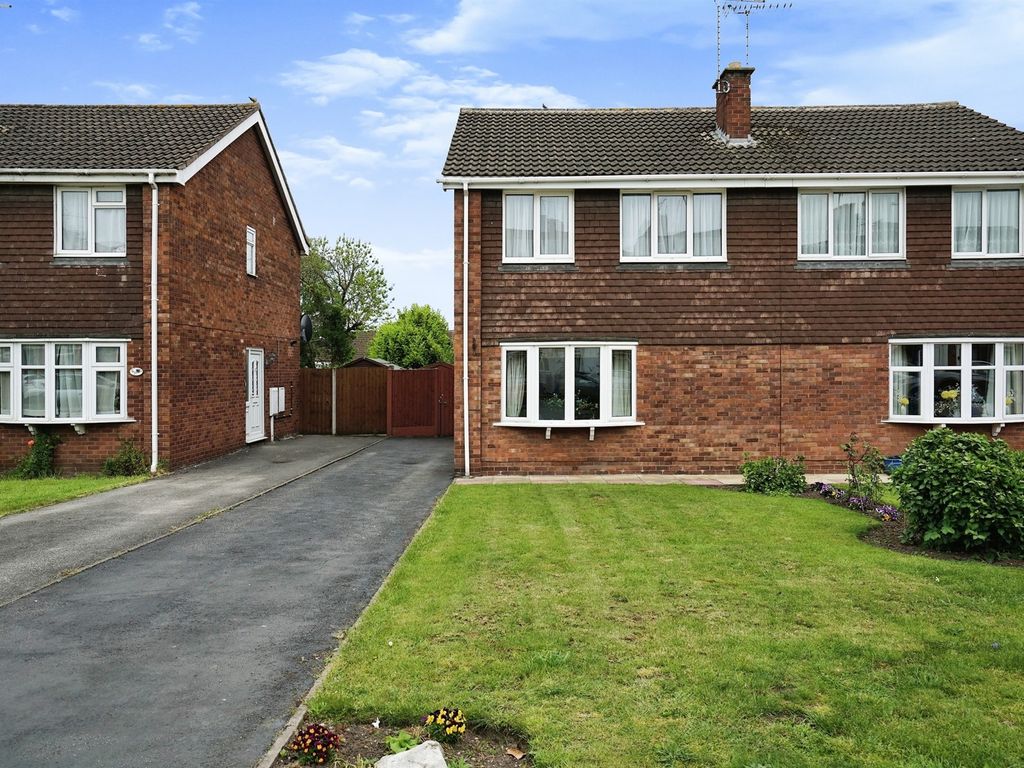 3 bed semidetached house for sale in Grange Street, BurtonOnTrent