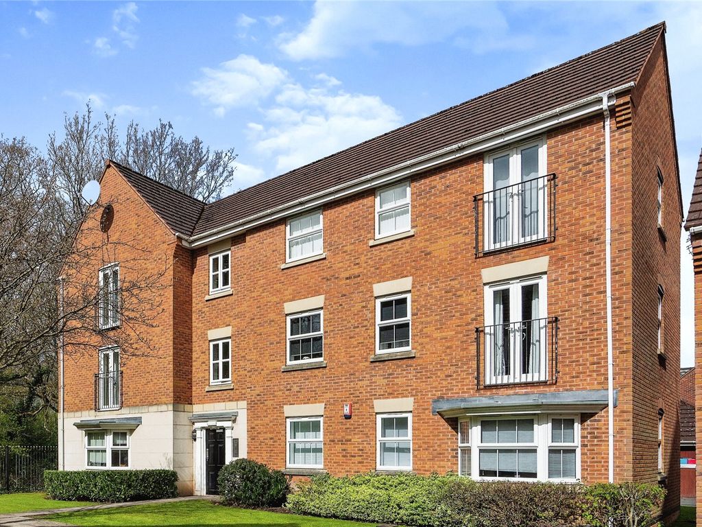 2 bed flat for sale in Rockford Gardens, Great Sankey, Warrington