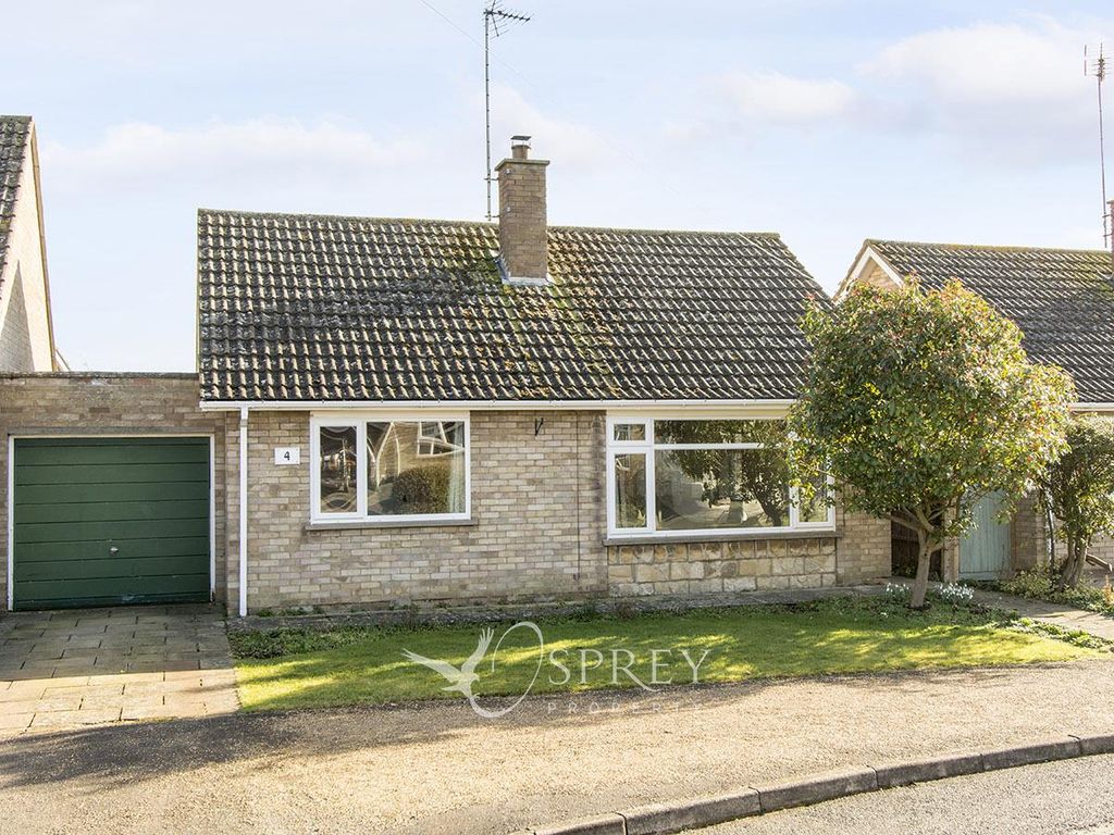 2 bed detached bungalow for sale in Parkway Close, Nassington