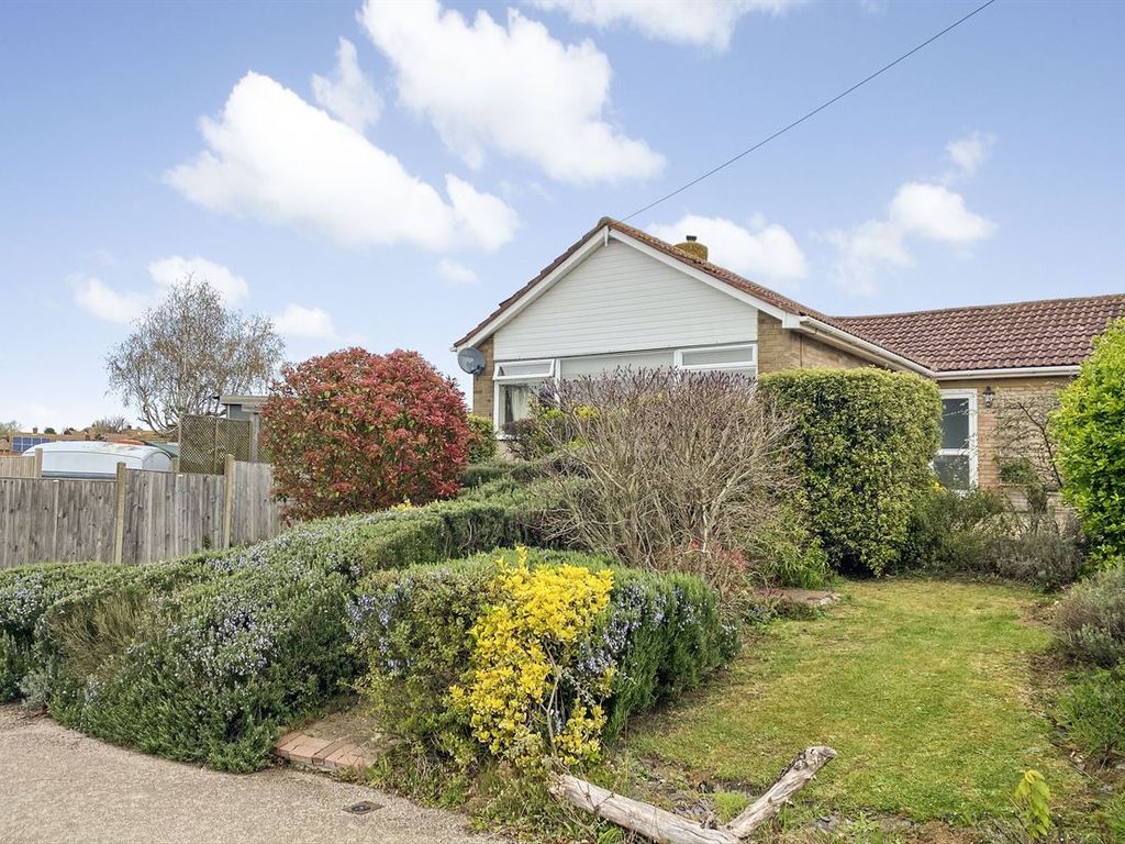 4 bed detached bungalow for sale in Woodrow Chase, Herne Bay CT6 Zoopla